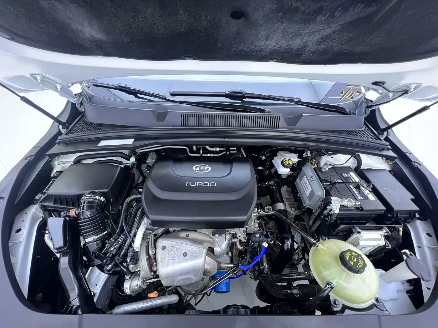 Wuling Motors Wuling Victory 2023 2022 280T 1.5T CVT Flagship