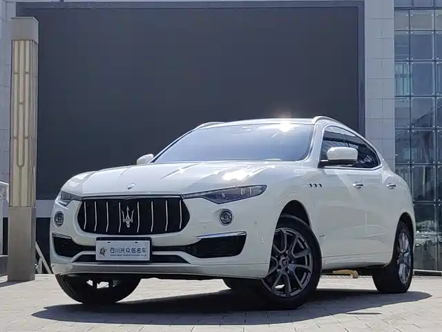 maserati levante