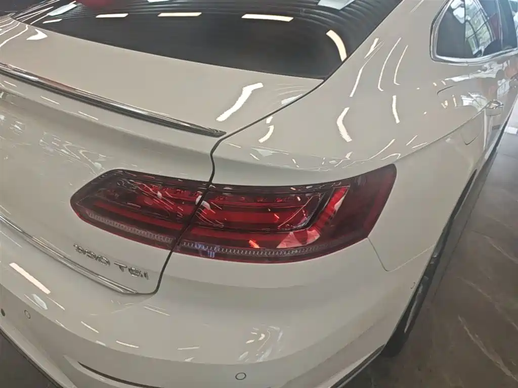 Volkswagen FAW-Volkswagen CC 2021 380TSI Eye-catching Edition фото 7