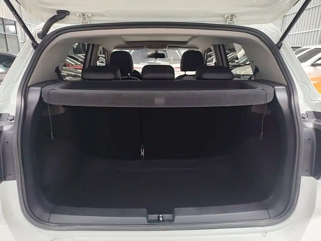 Volkswagen Tacqua 2021 2021 1.5L Automatic Smart Connect Edition