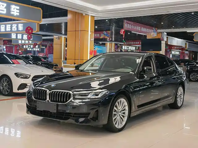 BMW 5 Series 2021