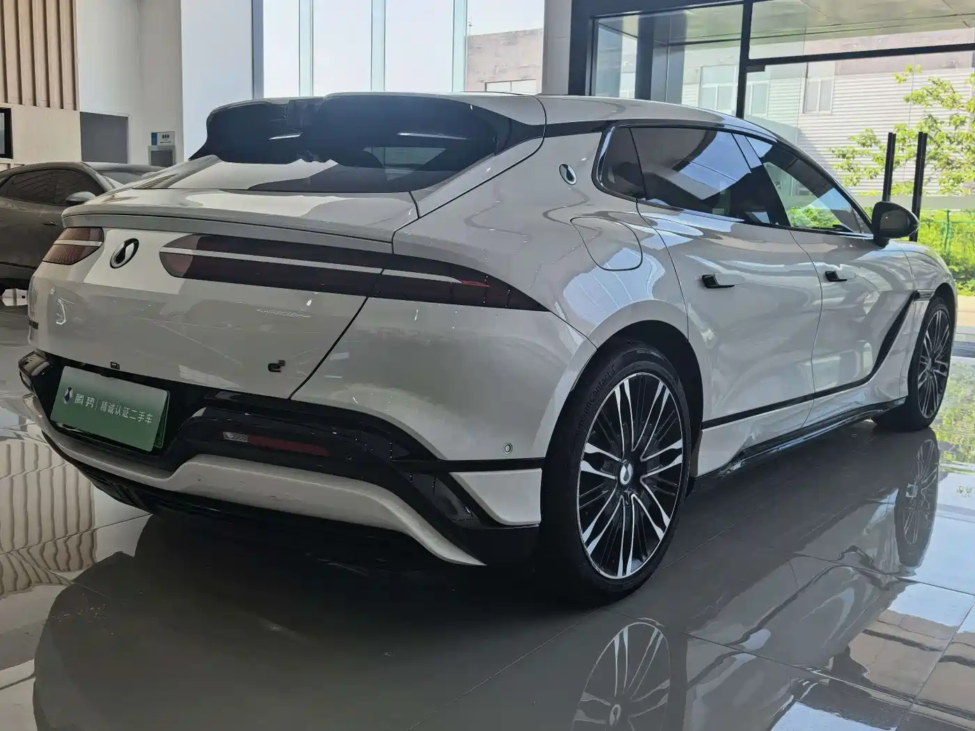 Denza Z9GT 2024 2024 1100 AWD Ultra Edition