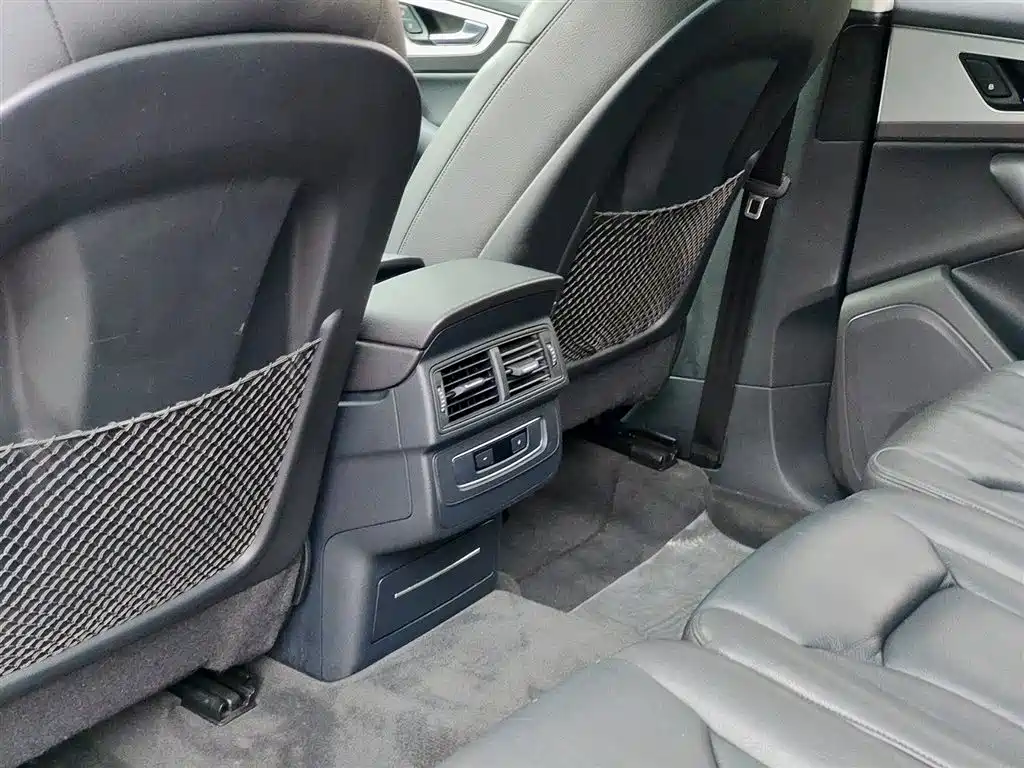 Audi Q7 2016 40 TFSI S line Sport фото 9
