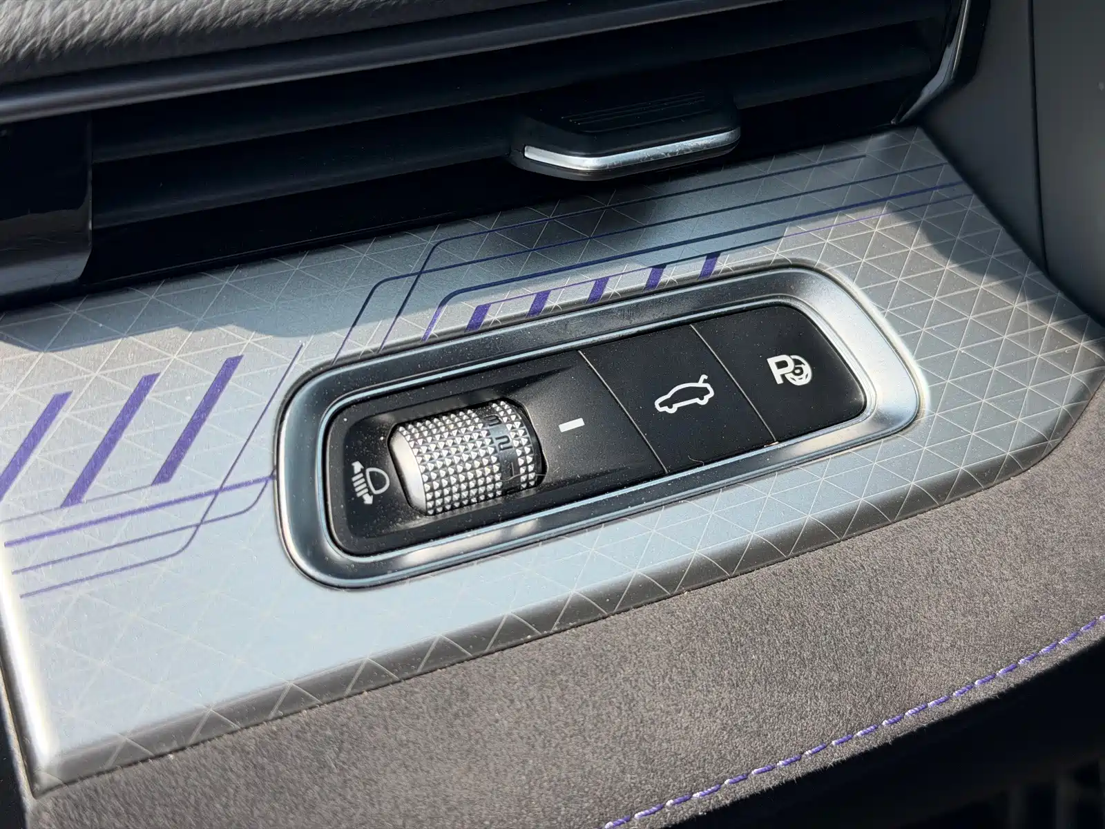 Фото 31 - Geely Preface