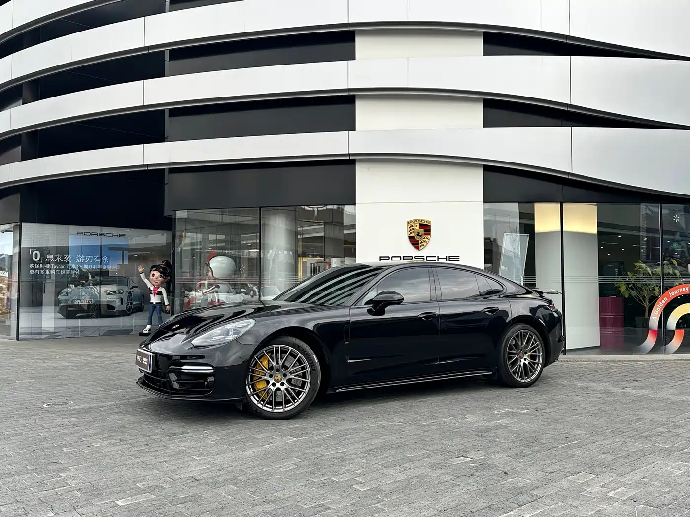 PORSCHE PANAMERA
