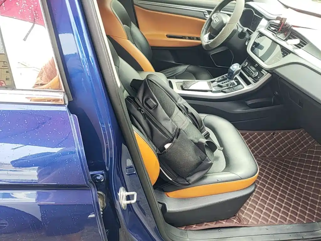 Фото 25 - Geely Emgrand GL