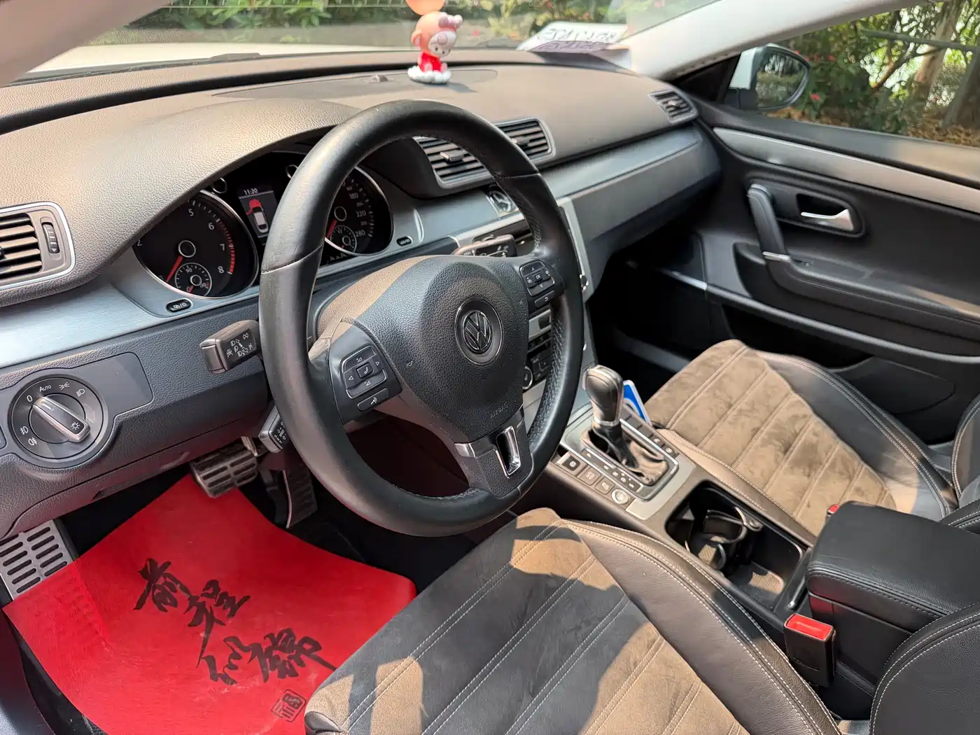 Volkswagen FAW-Volkswagen CC 2012 1.8TSI Premium фото 28