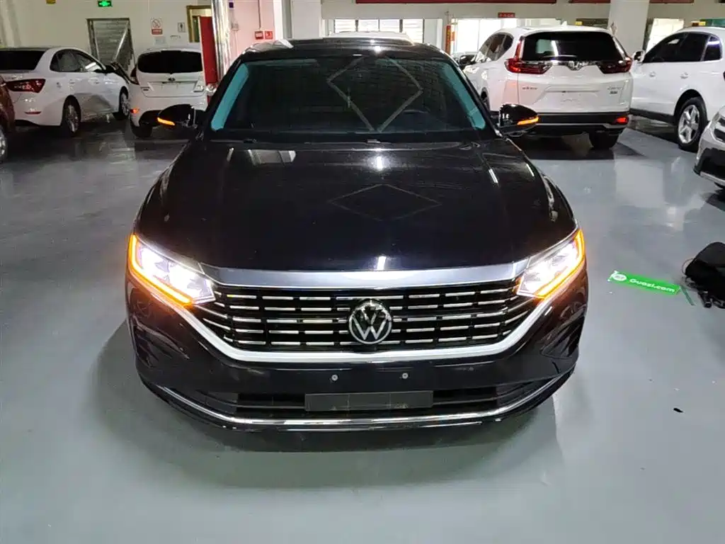 Volkswagen Passat 2022 330TSI Elite Edition фото 3
