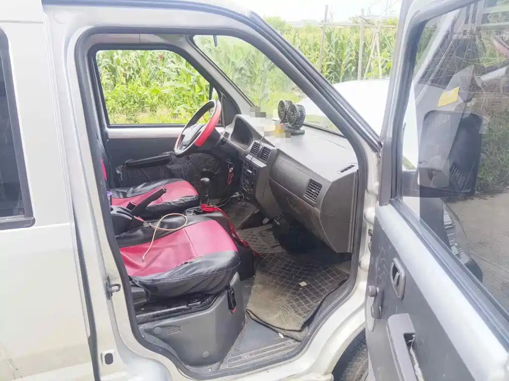 Wuling Motors Wuling Rongguang Mini Truck 2024 2023 Model 1.5L Double Row Extended Type LAR