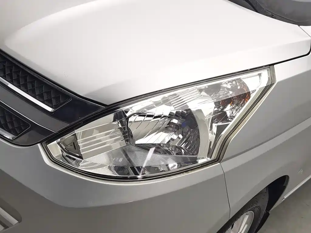 Wuling Motors Wuling Rongguang V 2017 2016 1.2L Standard