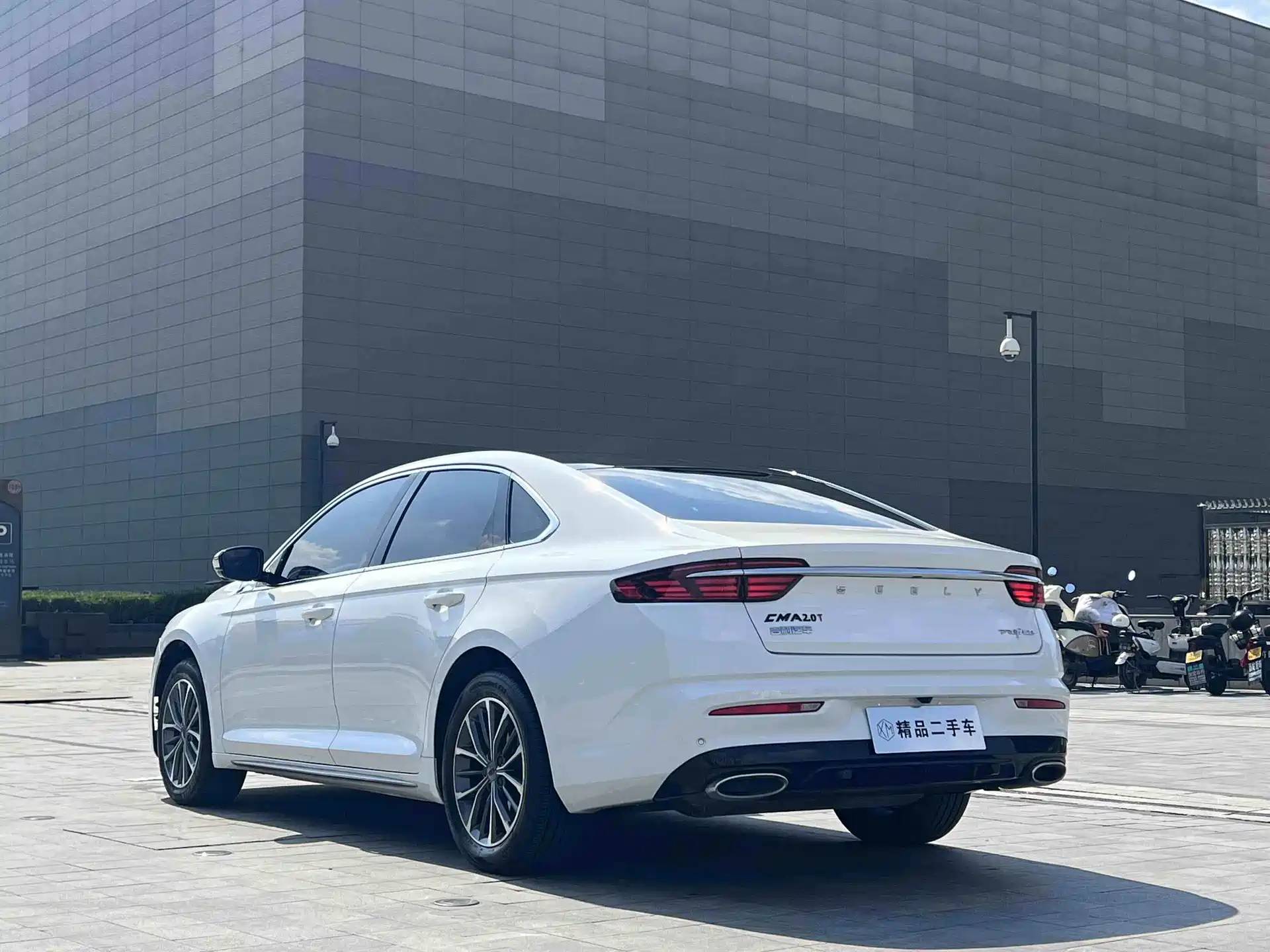 Фото 7 - Geely Preface