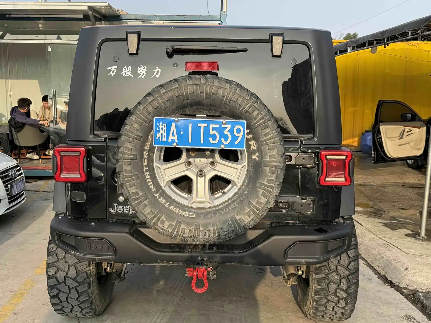 Фото 5 - Jeep Wrangler