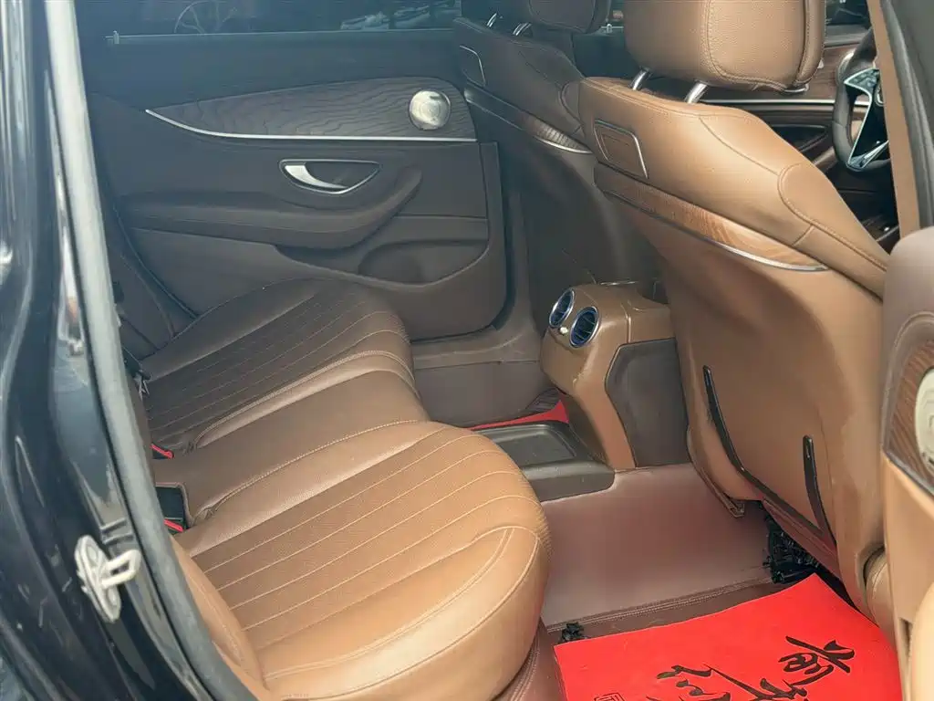 Mercedes-Benz E-Class 2016 E 200 L фото 10