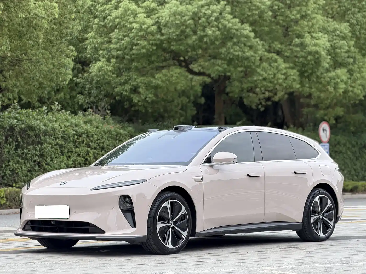 NIO ET5T 2024 — пригон из Китая
