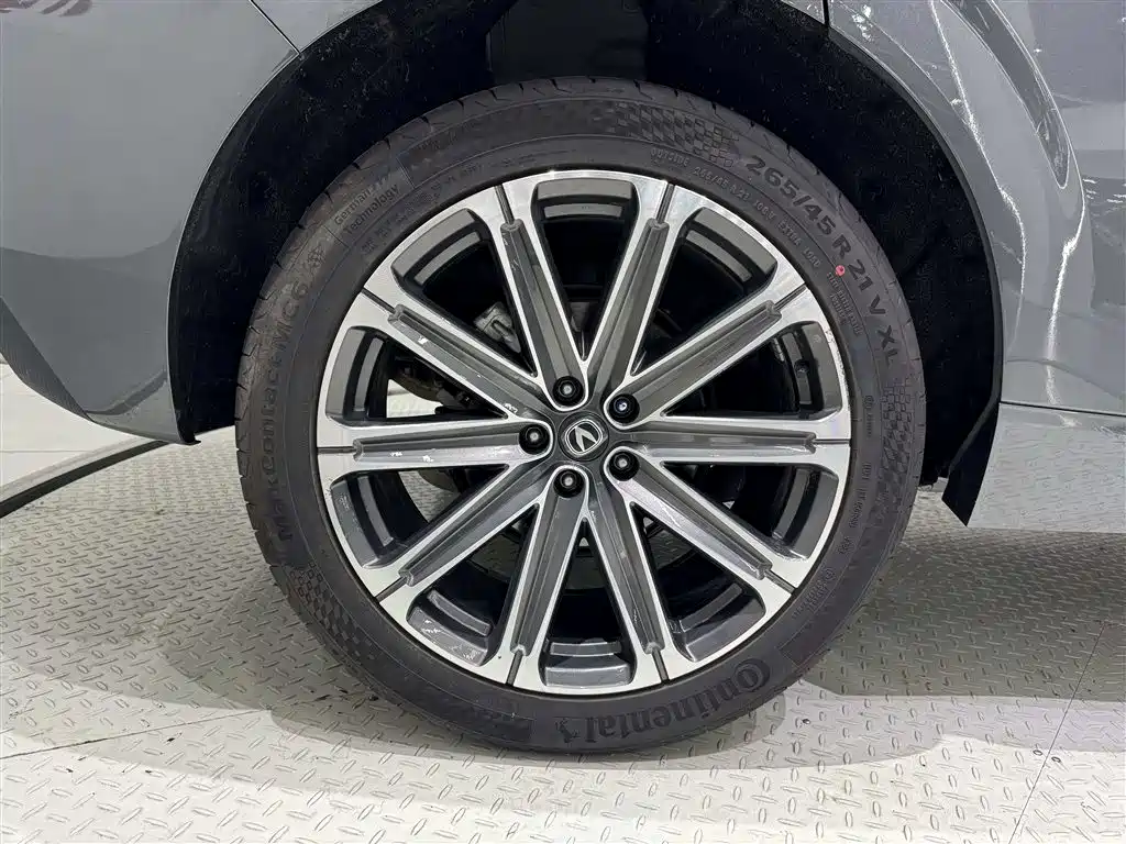 Changan UNI-K 2025 2024 2.0T FWD Global Edition