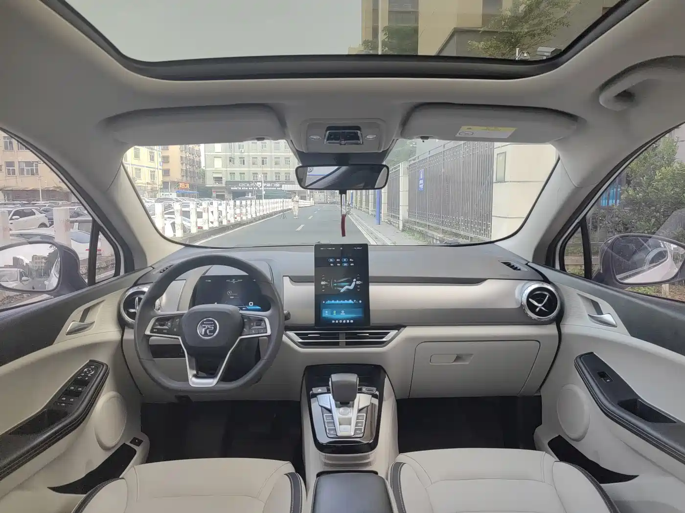 BYD Yuan Pro 2022 2021 401KM Luxury Model