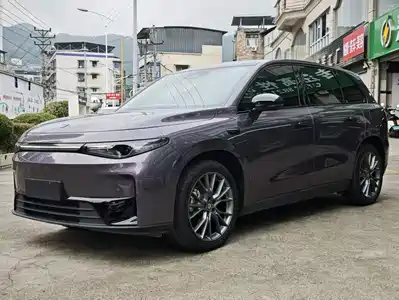 Leapmotor C10