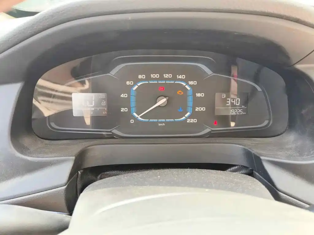 Roewe 360 2017 2017 1.5L Manual Luxury Edition