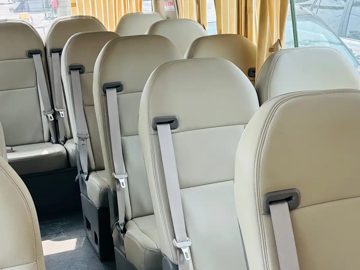 Toyota Coaster 2015 4.0L Premium Bus GRB53L-ZEMSK 23-seater Upgrade Edition фото 14