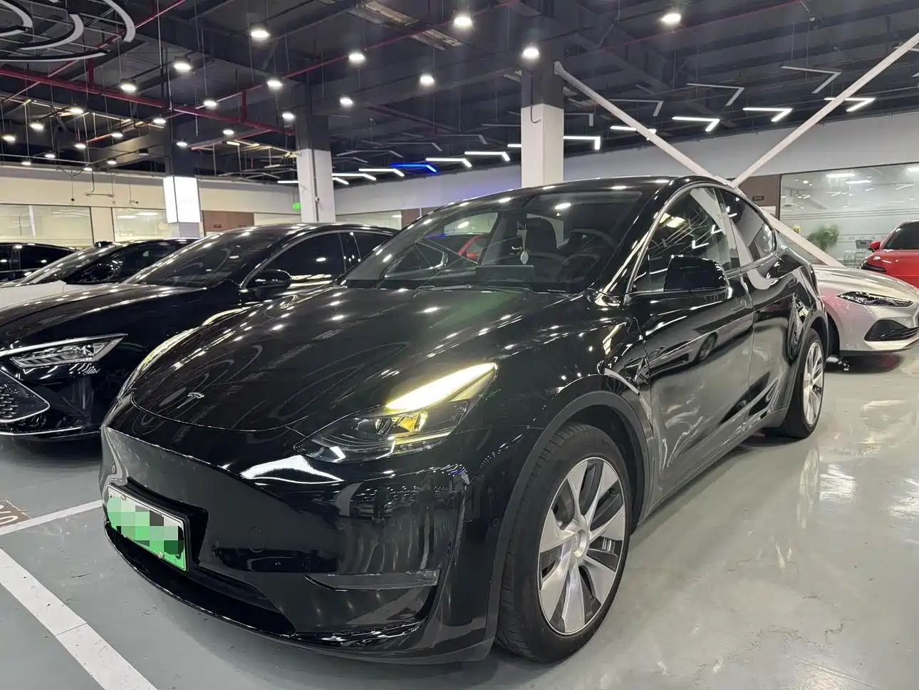 Photo 1 - Tesla Model Y