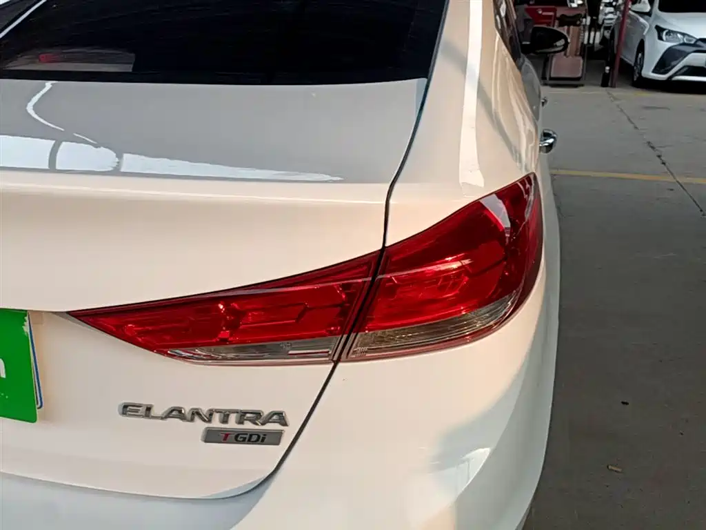 Hyundai Elantra 2019 1.4T Dual-clutch XuanDong·Vitality Type фото 8