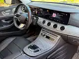 صورة 16 - Mercedes-Benz E-Class