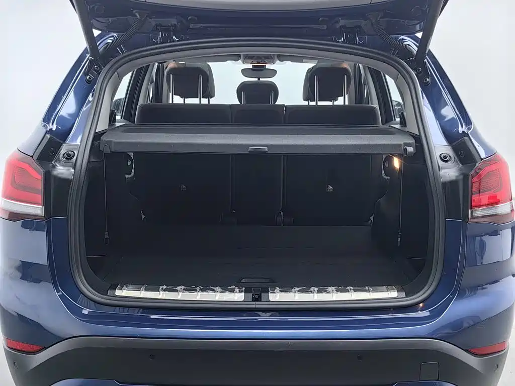 Фото 16 - BMW X1