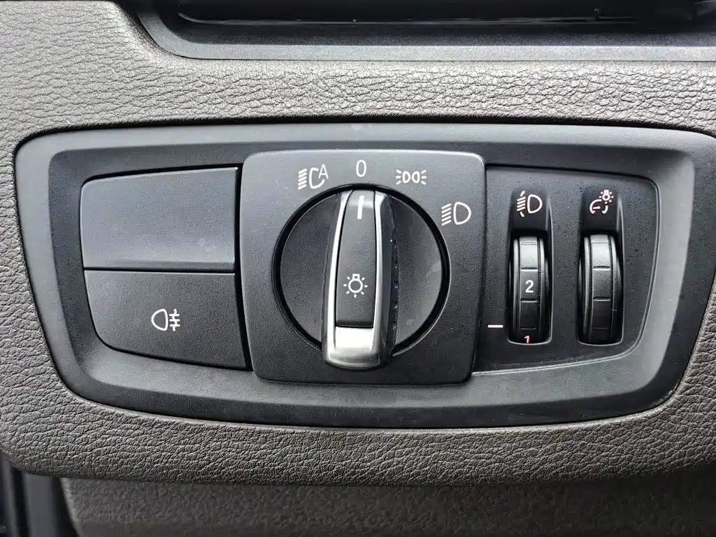 Фото 21 - BMW X1