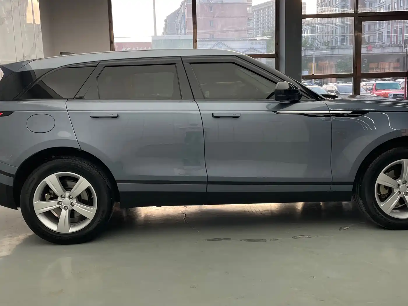 Land Rover Range Rover Velar 2020 P250 фото 4