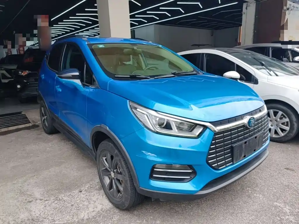 BYD Yuan New Energy 2020 2019 EV360 Smart Connect Premium Edition