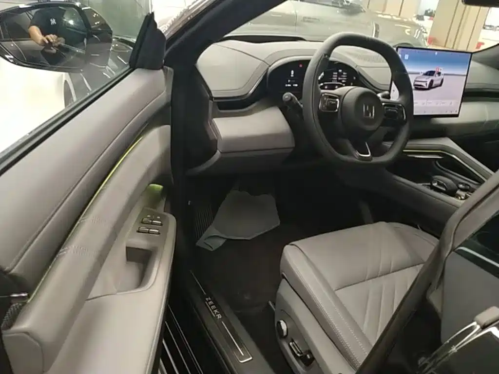 ZEEKR 001 2025 2025 YOU Edition 100kWh AWD