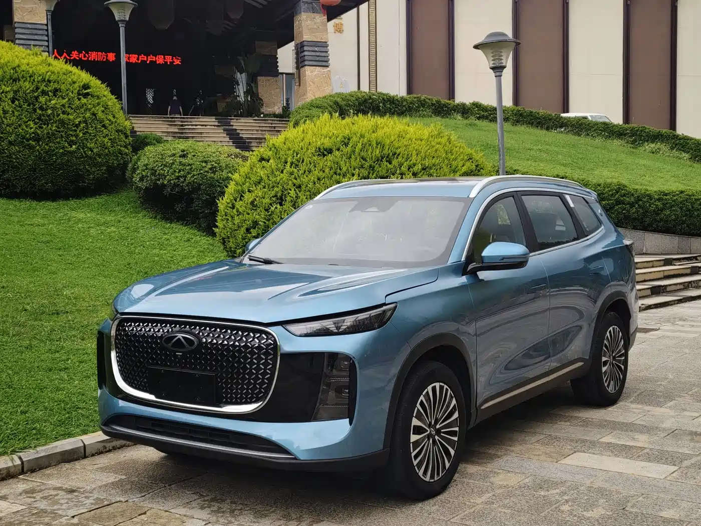 Chery Tiggo 8 PLUS C-DM 2025 2025 1.5T 116km Luxury 5-Seater