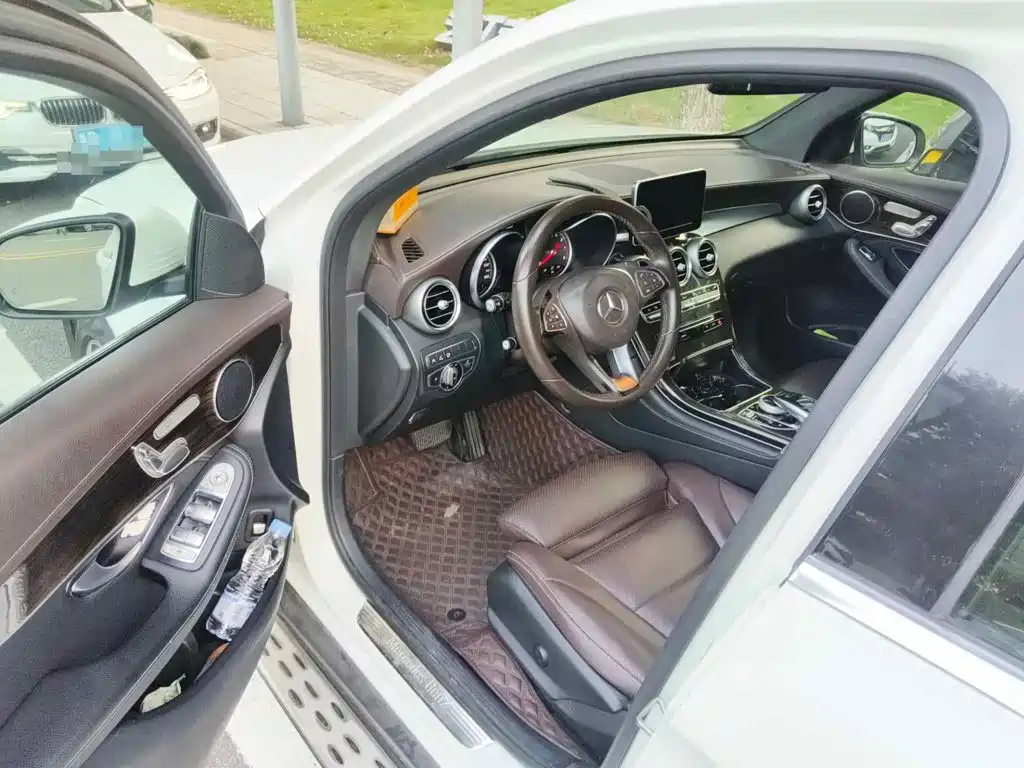 Mercedes-Benz GLC 2016 2017 GLC 260 4MATIC Luxury
