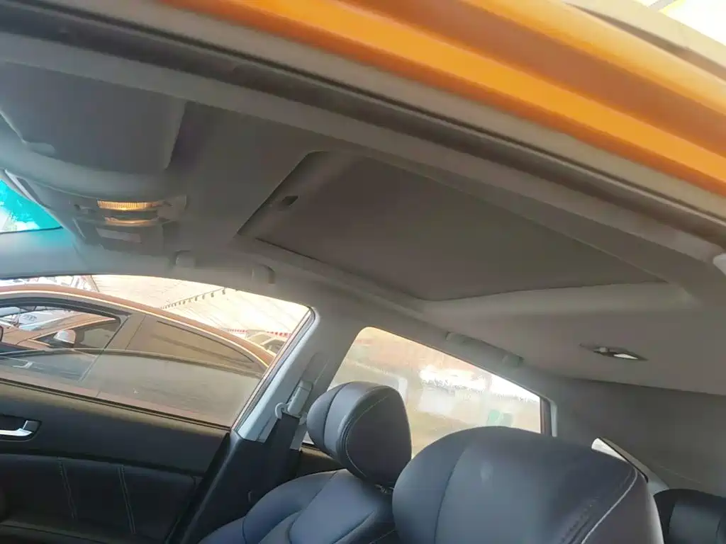 Luxgen U6 SUV 2015 2015 1.8T Fashion Upgrade