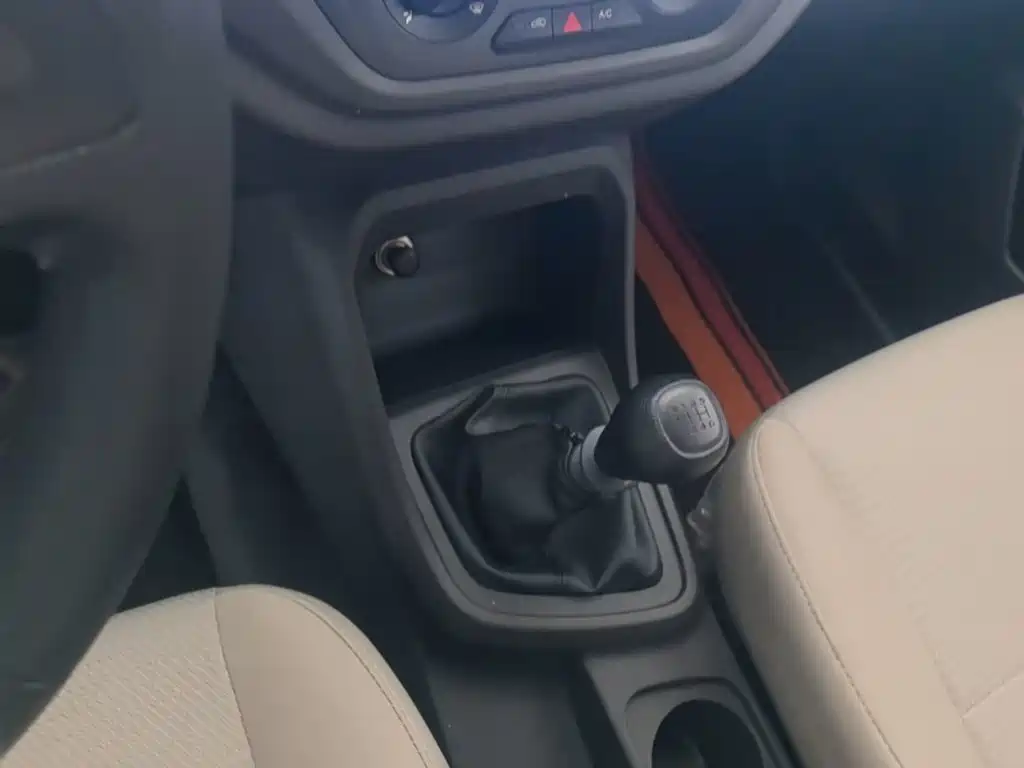 Wuling Motors Wuling Hongguang V 2024 2022 1.5L Power Take Edition Electric Power Steering LAR