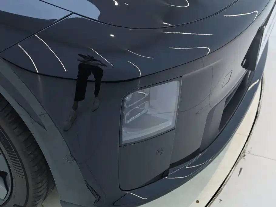 Li Auto i6 2025 2025 2WD Base Model