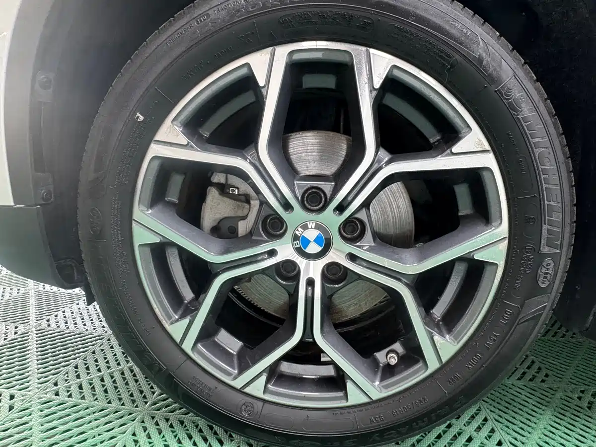 BMW X1 2022 sDrive20Li Fashion фото 24