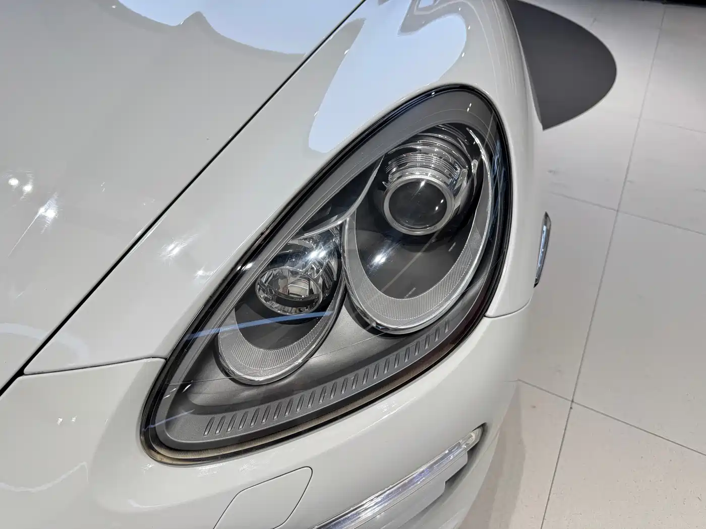 Porsche Cayenne 2011 Cayenne 3.0T фото 11