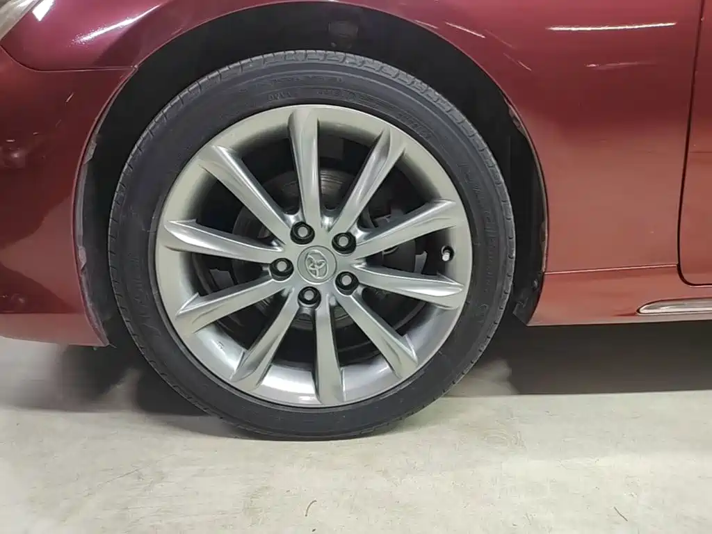 Toyota Reiz 2016 2013 2.5V Premium Edition