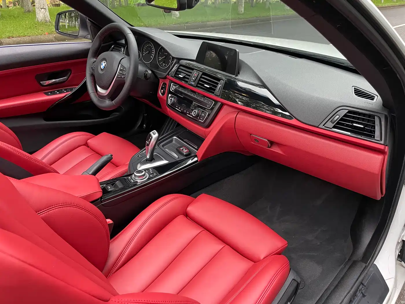 BMW 4 Series 2014 420i Convertible Luxury Design Package фото 16