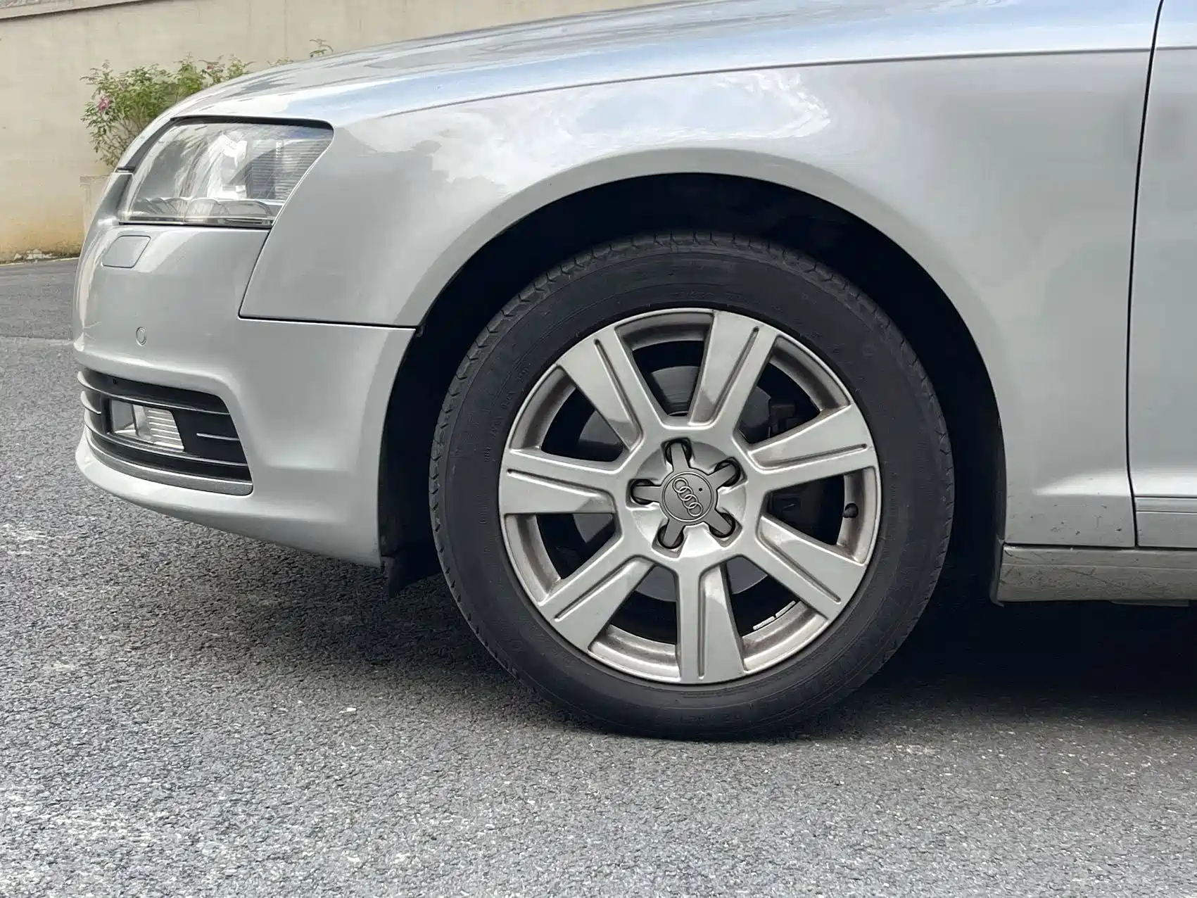 Фото 14 - Audi A6L