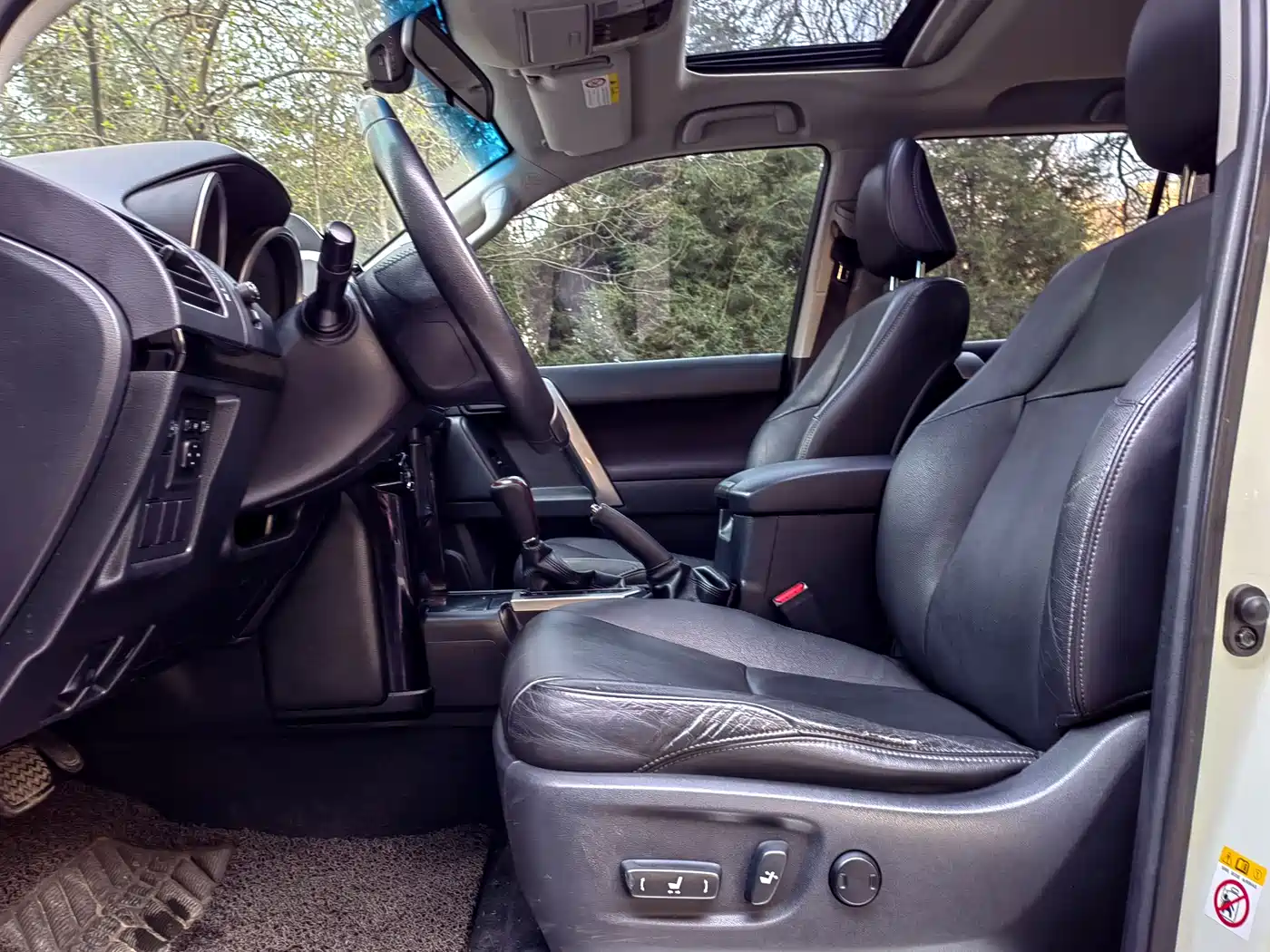 Toyota Prado 2015 2.7L Automatic Standard фото 9