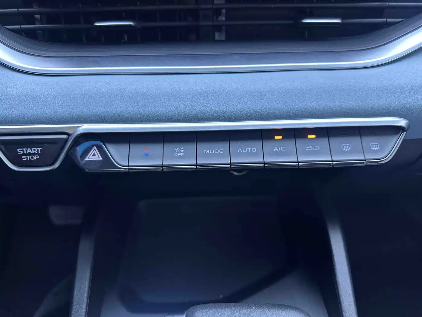 Geely Emgrand S 2023 2022 1.4T CVT Crossover Player