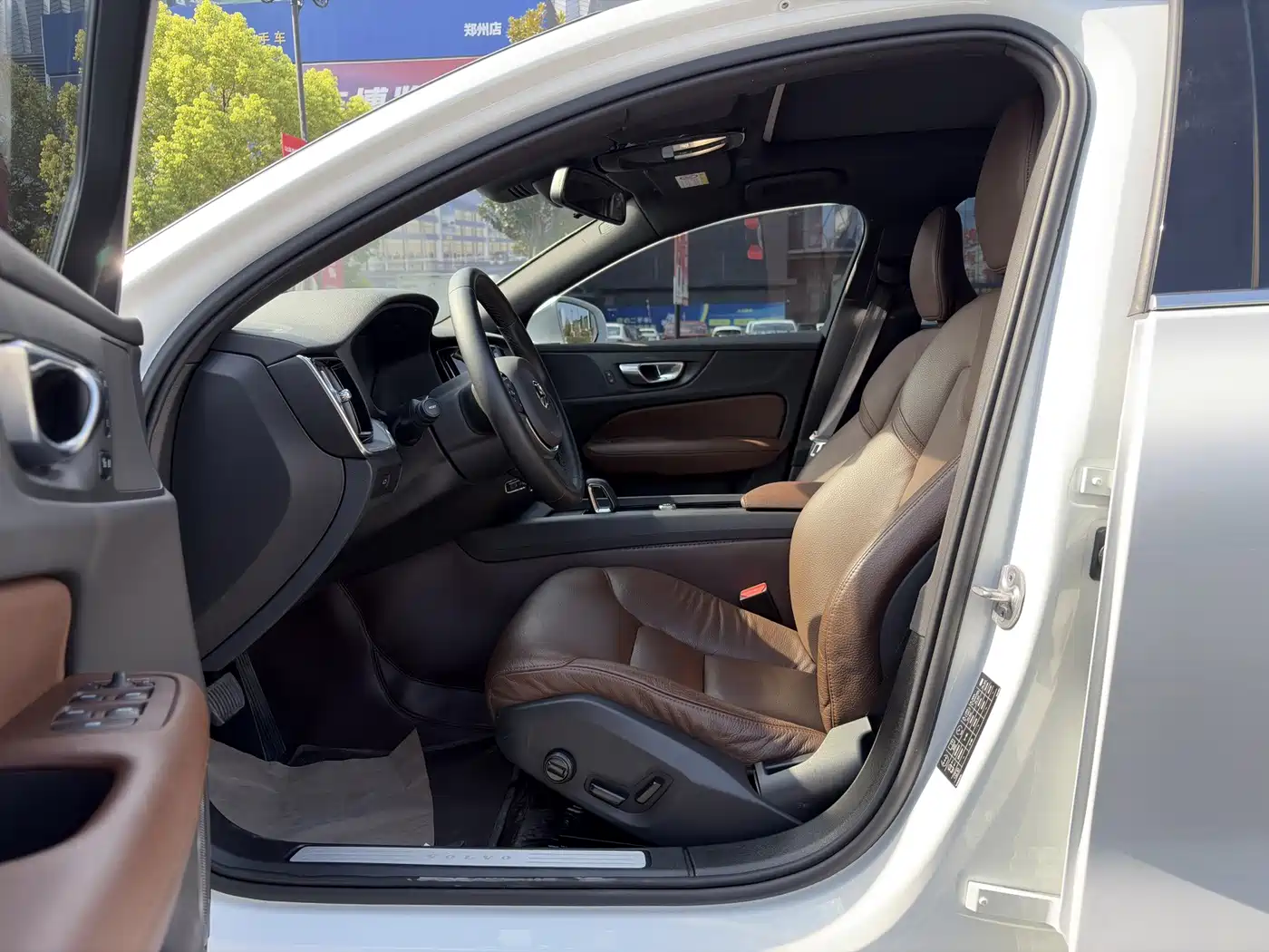 Volvo S60 2023 2023 B4 Smart Comfort Luxury Edition