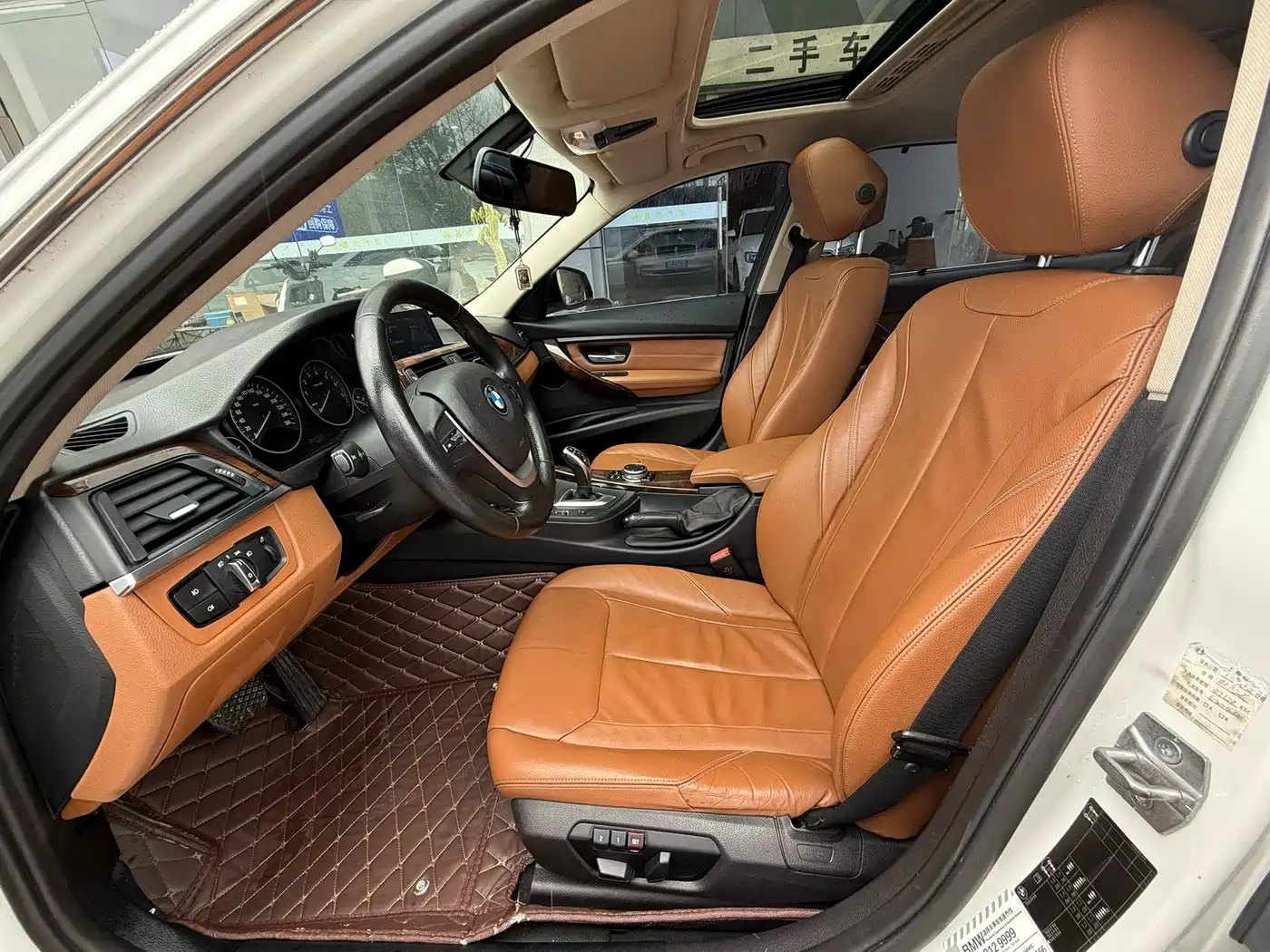 BMW 3 Series 2015 320Li Super Joy Luxury Design Package фото 4