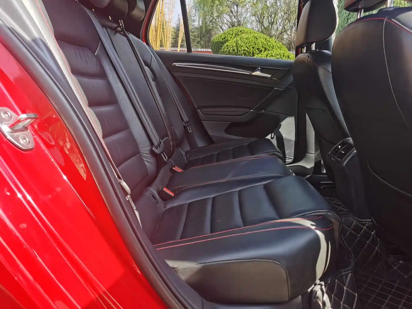 Volkswagen Golf GTI 2016 2.0TSI GTI фото 16