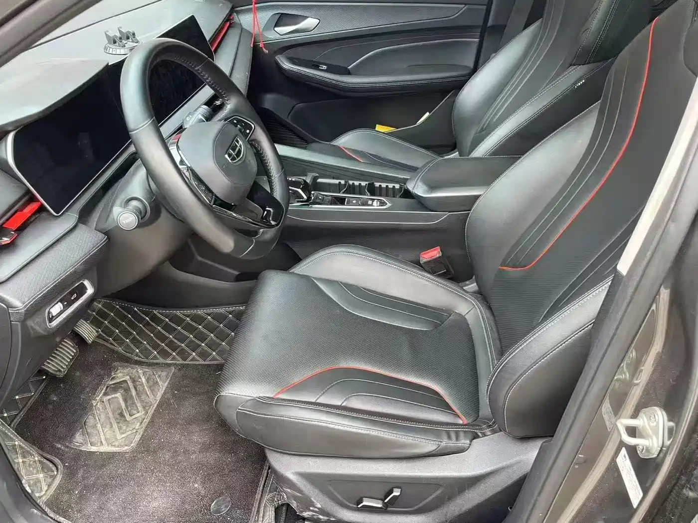 Фото 9 - Geely Binrui
