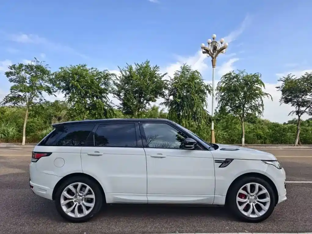 Фото 5 - Land Rover Range Rover Sport