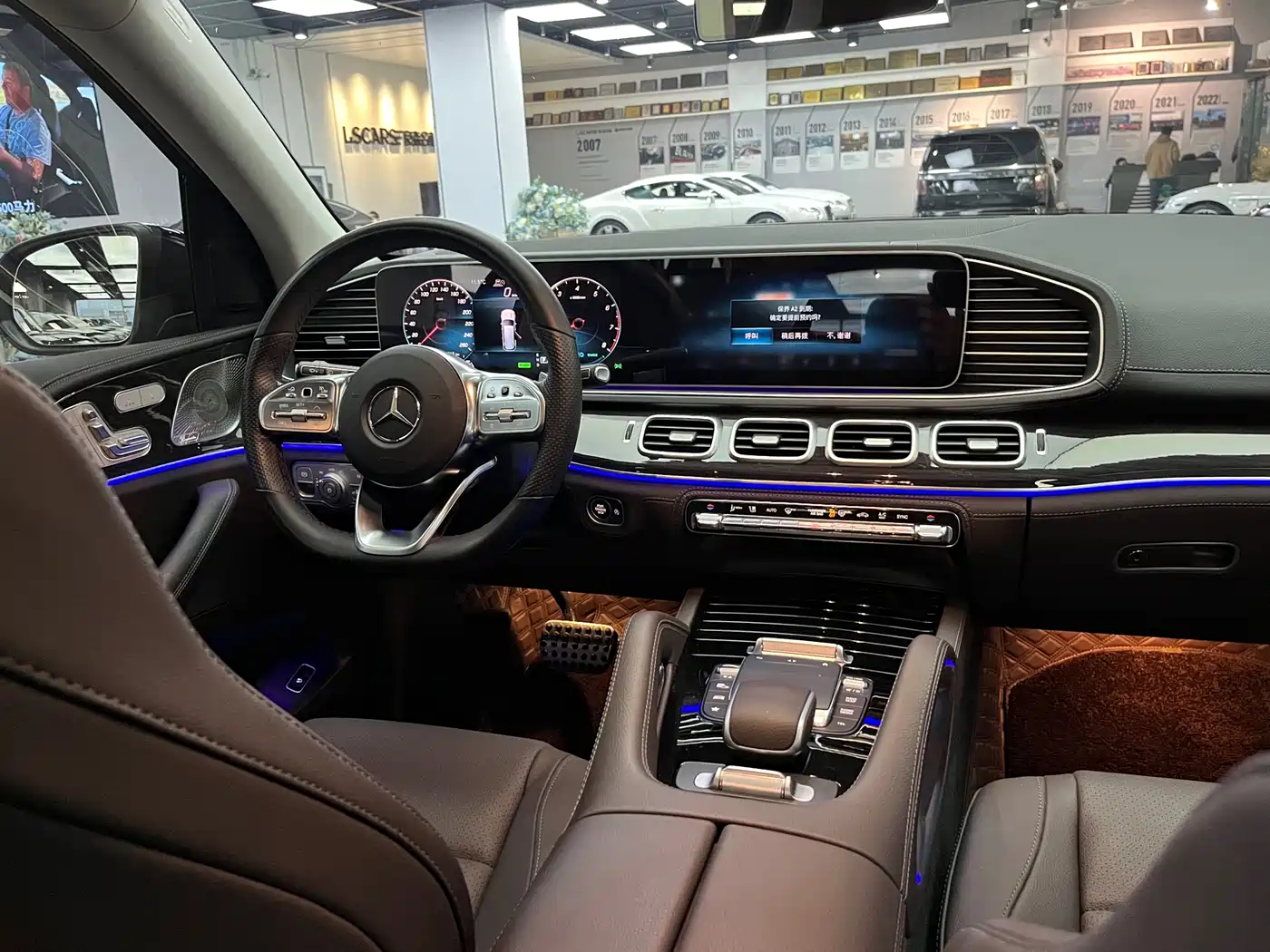 Mercedes-Benz GLS 2023 GLS 450 4MATIC Fashion Edition фото 15