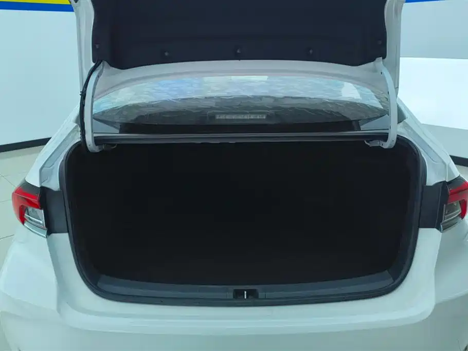 Toyota Corolla 2021 1.2T S-CVT Pioneer PLUS Edition фото 4